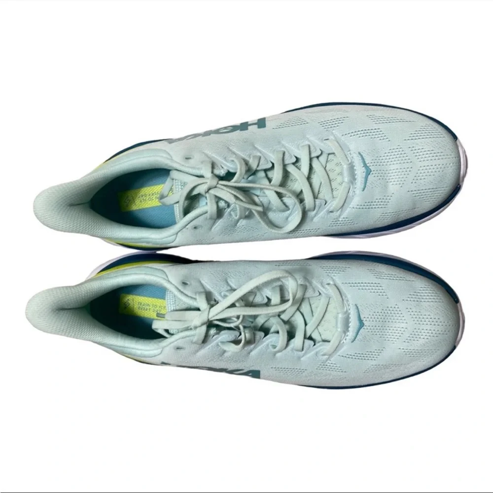 SOLD! New HOKA Men’s Running Mach 4 Sneakers - Picture 8 of 10